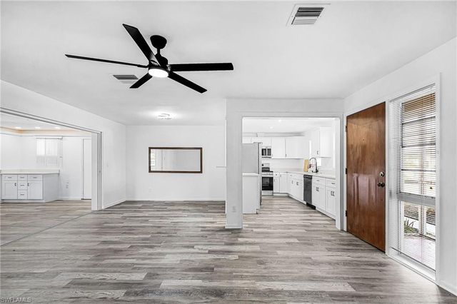 108 SE 42nd TER, Cape Coral, FL 33904