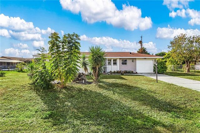 108 SE 42nd TER, Cape Coral, FL 33904