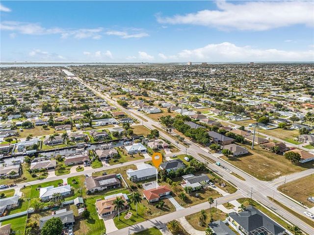 108 SE 42nd TER, Cape Coral, FL 33904