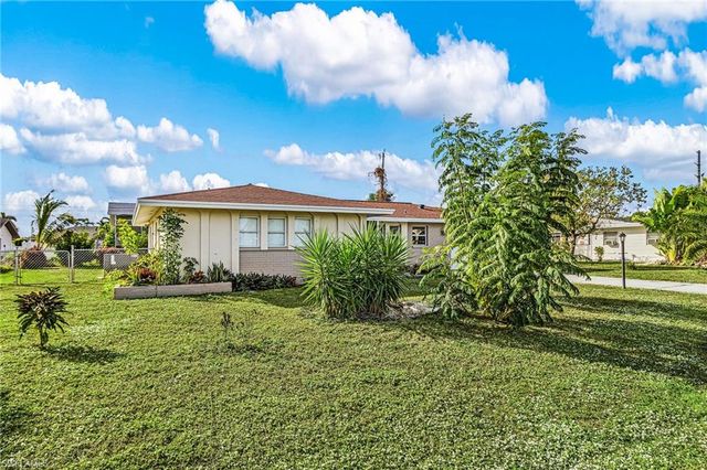 108 SE 42nd TER, Cape Coral, FL 33904