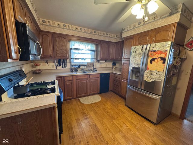 1121 Mill Street, Crawfordsville, IN 47933