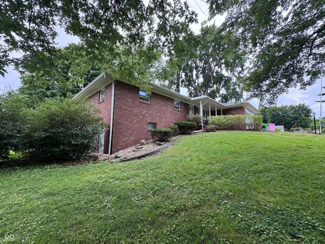 1121 Mill Street, Crawfordsville, IN 47933