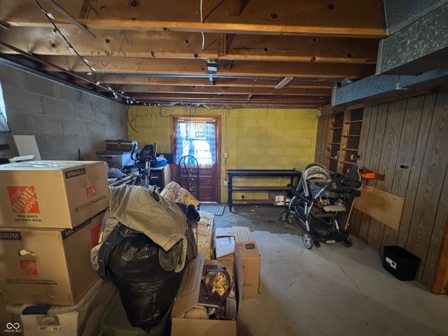 1121 Mill Street, Crawfordsville, IN 47933