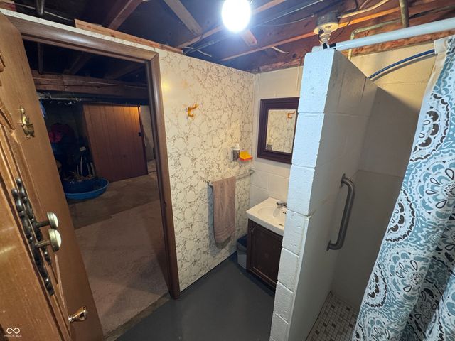 1121 Mill Street, Crawfordsville, IN 47933