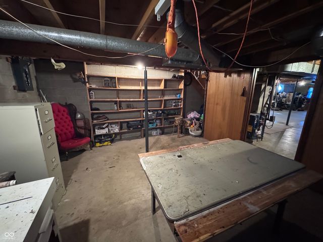 1121 Mill Street, Crawfordsville, IN 47933