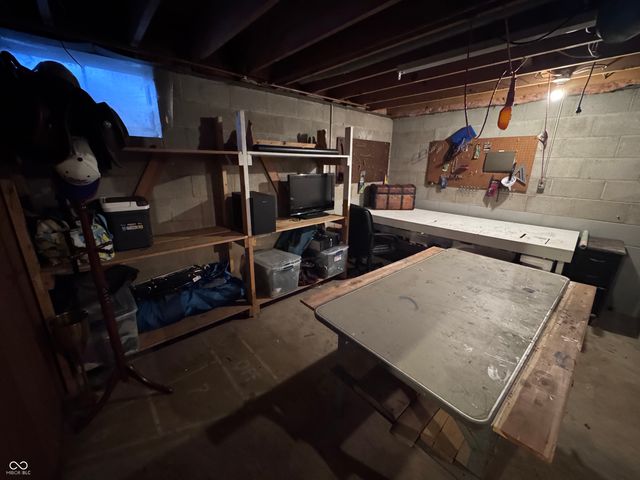 1121 Mill Street, Crawfordsville, IN 47933