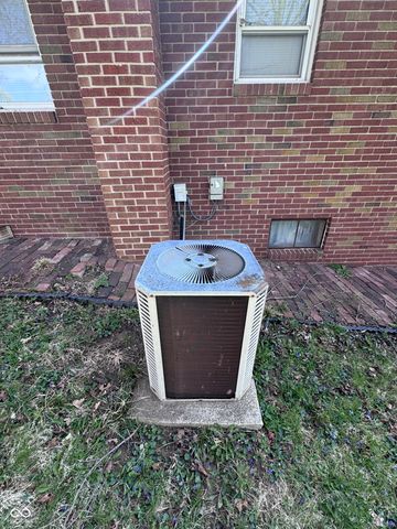 1121 Mill Street, Crawfordsville, IN 47933