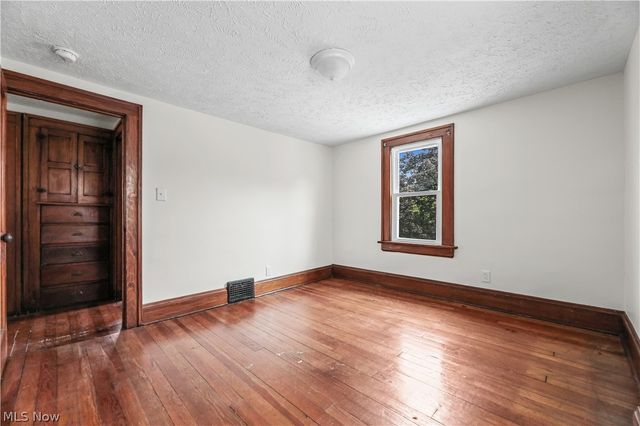 330 Cleveland Street, Akron, OH 44306
