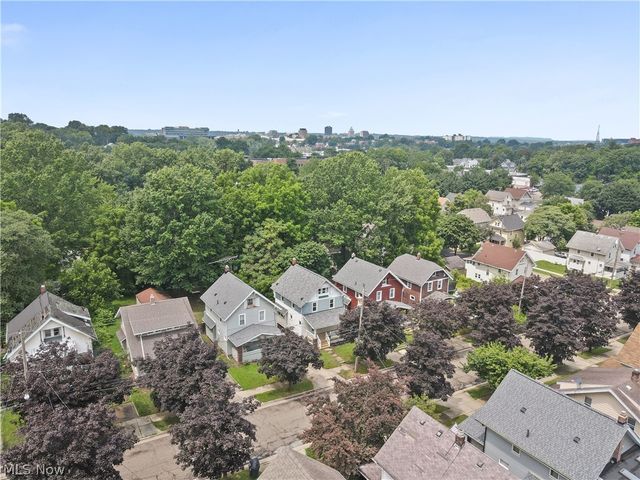 330 Cleveland Street, Akron, OH 44306