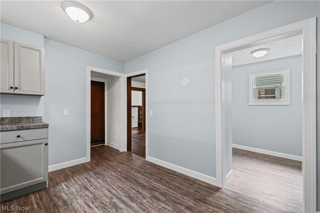 330 Cleveland Street, Akron, OH 44306