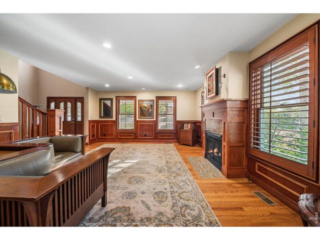 2900 Spring Mountain Dr, Loveland, CO 80537