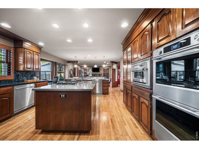 2900 Spring Mountain Dr, Loveland, CO 80537