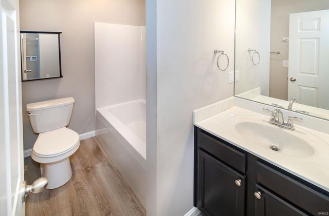 1317 S Baldwin Court, Princeton, IN 47670