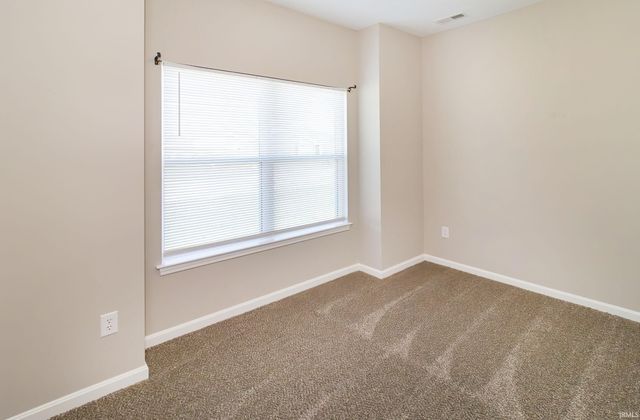 1317 S Baldwin Court, Princeton, IN 47670