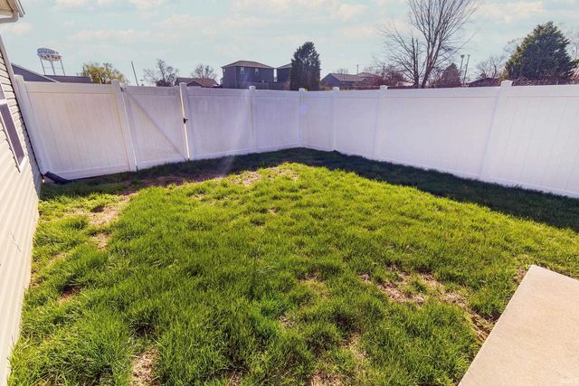 1317 S Baldwin Court, Princeton, IN 47670