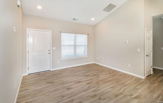 1317 S Baldwin Court, Princeton, IN 47670