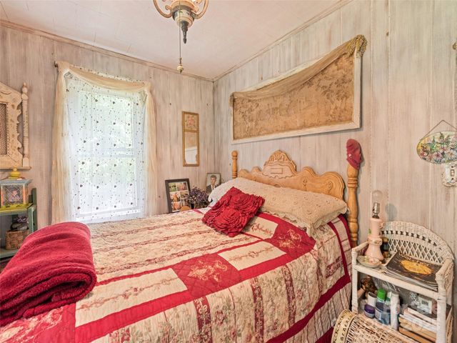 4828 Max Patch Road, Clyde, NC 28721