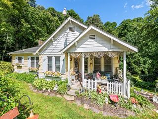 4828 Max Patch Road, Clyde, NC 28721