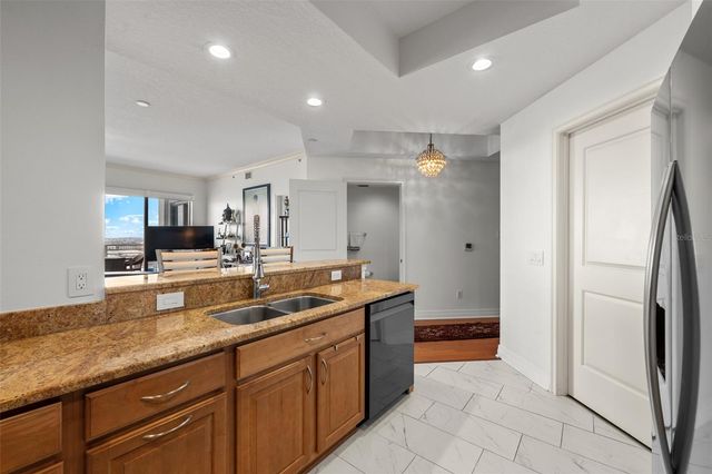 1209 E CUMBERLAND AVENUE 1705, Tampa, FL 33602