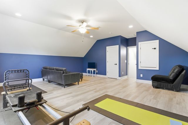 4016 Pleasant Gate Ln, Columbia, TN 38401