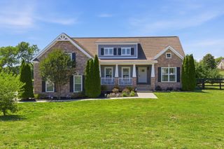 4016 Pleasant Gate Ln, Columbia, TN 38401