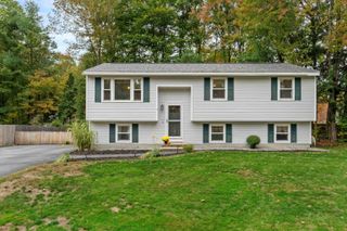 4 Columbine Place, Concord, NH 03303