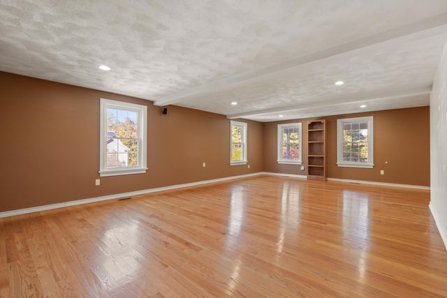 3 Ledgelawn Ave, Billerica, MA 01821