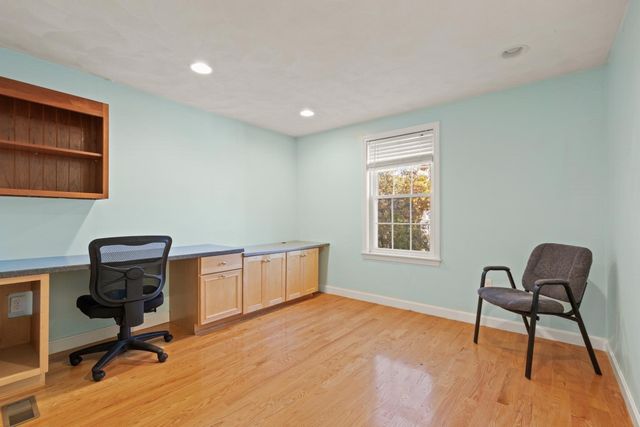 3 Ledgelawn Ave, Billerica, MA 01821