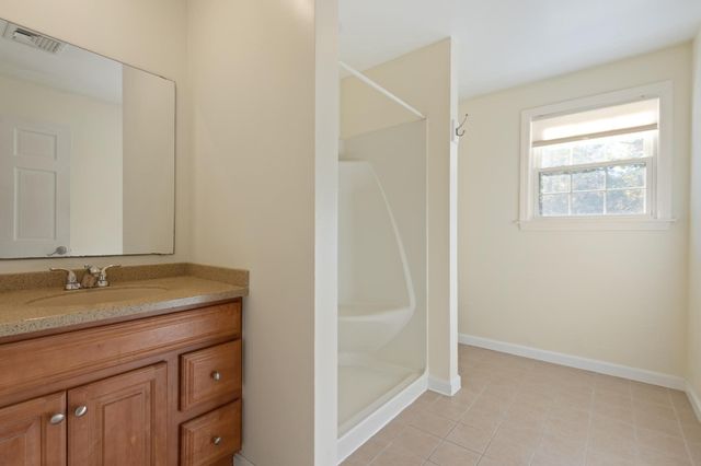 3 Ledgelawn Ave, Billerica, MA 01821