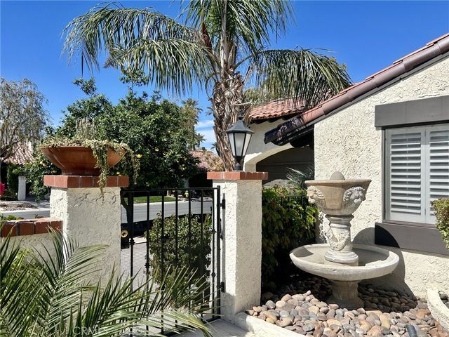 22 Calle Escala, Rancho Mirage, CA 92270