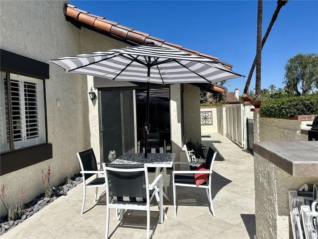 22 Calle Escala, Rancho Mirage, CA 92270