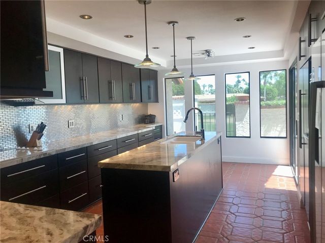 22 Calle Escala, Rancho Mirage, CA 92270
