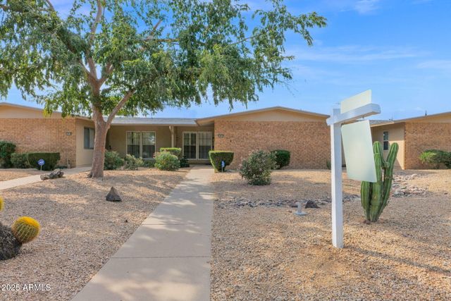 18222 N STONEBROOK Drive, Sun City West, AZ 85375
