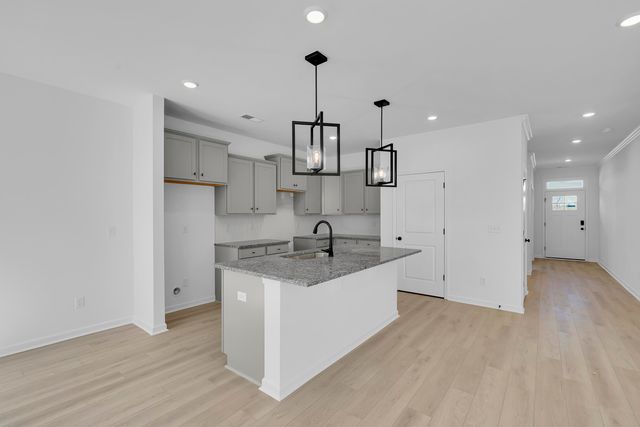 180 Hunter Ridge Drive, Boiling Springs, SC 29316