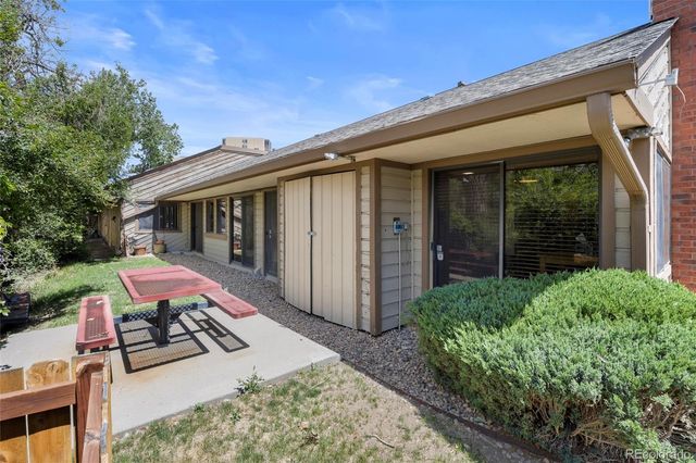 1181 S Parker Road 105, Denver, CO 80231
