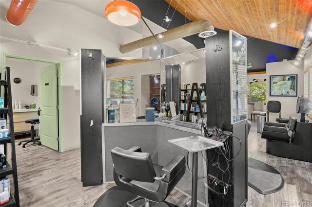 1181 S Parker Road 105, Denver, CO 80231