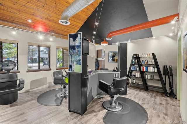 1181 S Parker Road 105, Denver, CO 80231