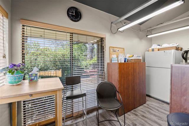 1181 S Parker Road 105, Denver, CO 80231