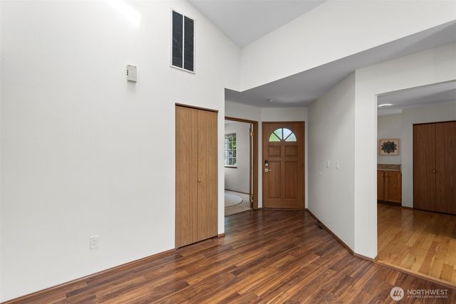 12731 102nd Avenue NE, Kirkland, WA 98034