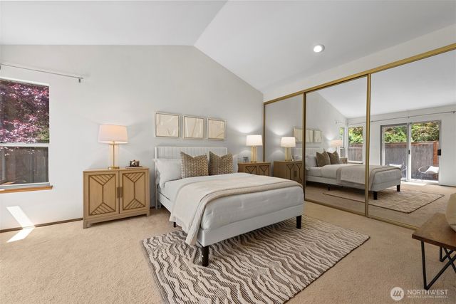 12731 102nd Avenue NE, Kirkland, WA 98034