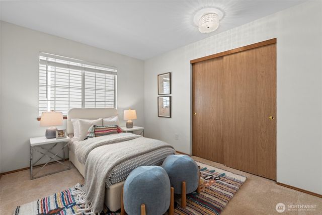 12731 102nd Avenue NE, Kirkland, WA 98034