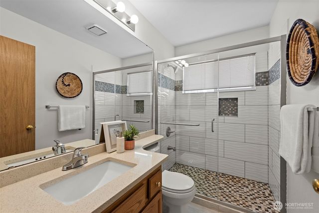 12731 102nd Avenue NE, Kirkland, WA 98034