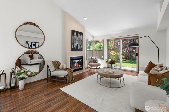 12731 102nd Avenue NE, Kirkland, WA 98034