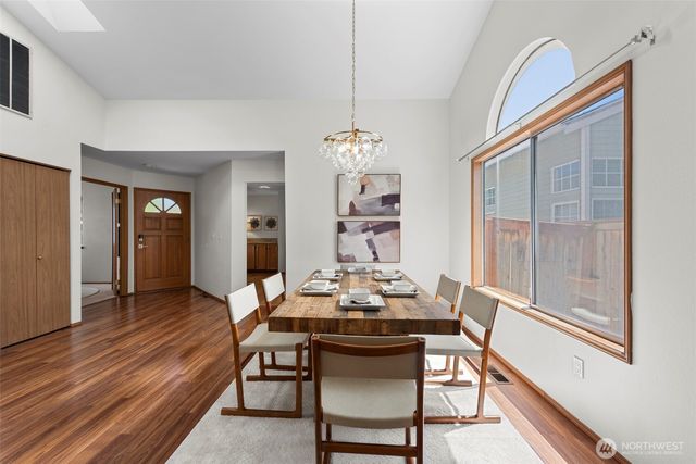 12731 102nd Avenue NE, Kirkland, WA 98034