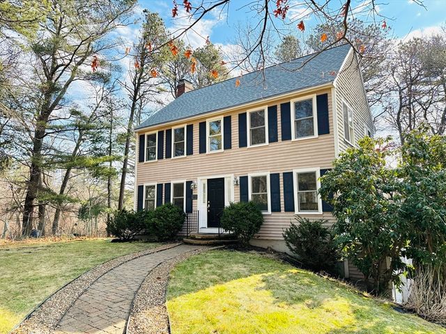 134 Kathleen Dr, Plymouth, MA 02360