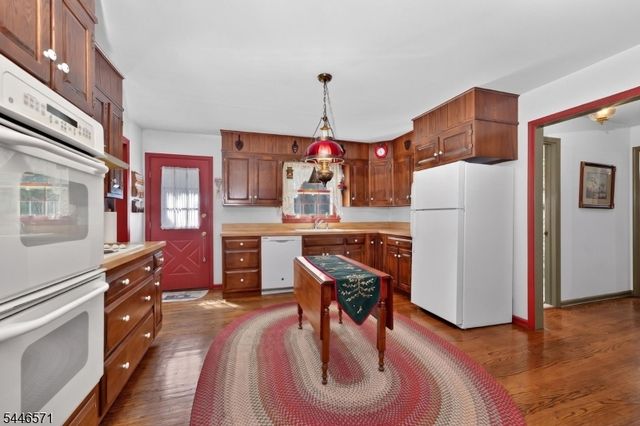 1204 Califon Cokesbury Rd, Tewksbury Twp., NJ 07830
