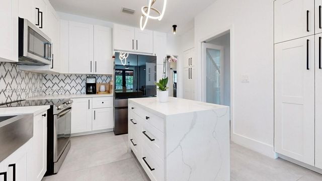 2601 SW 143rd Avenue, Miami, FL 33175