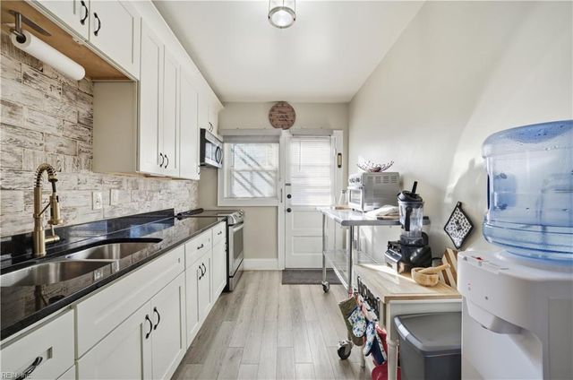 1505 Meads Rd Apt 2A, Norfolk, VA 23505