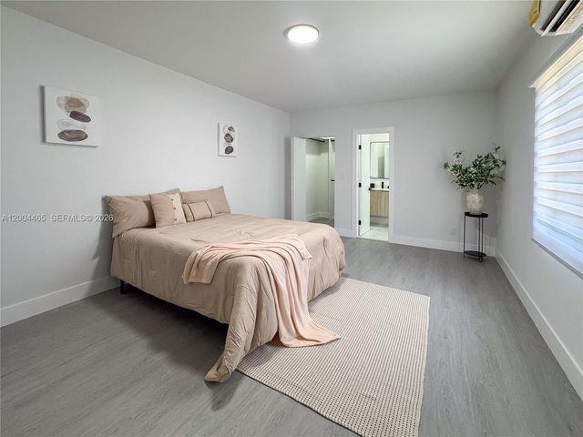 1846 NW 49th St, Miami, FL 33142