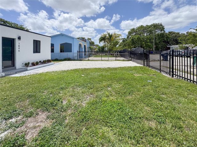 1846 NW 49th St, Miami, FL 33142